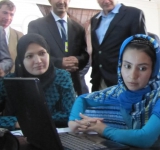 تقدیر سفیر امریکا از کارکرد مرکز خبرنگاران افغانستان