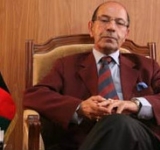 د افغانستان په ټلویزیونونو کې د ښځینه کار کوونکو له لوري د "سر لوڅوالي او ډېر ارایش" منعه