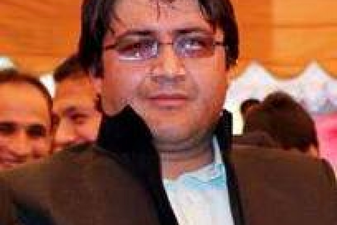 د عزیر الرحمان سخي زاده خپلسري نیول او د نظري پریاني په نشتون کې په بند د هغې محکومول غندو